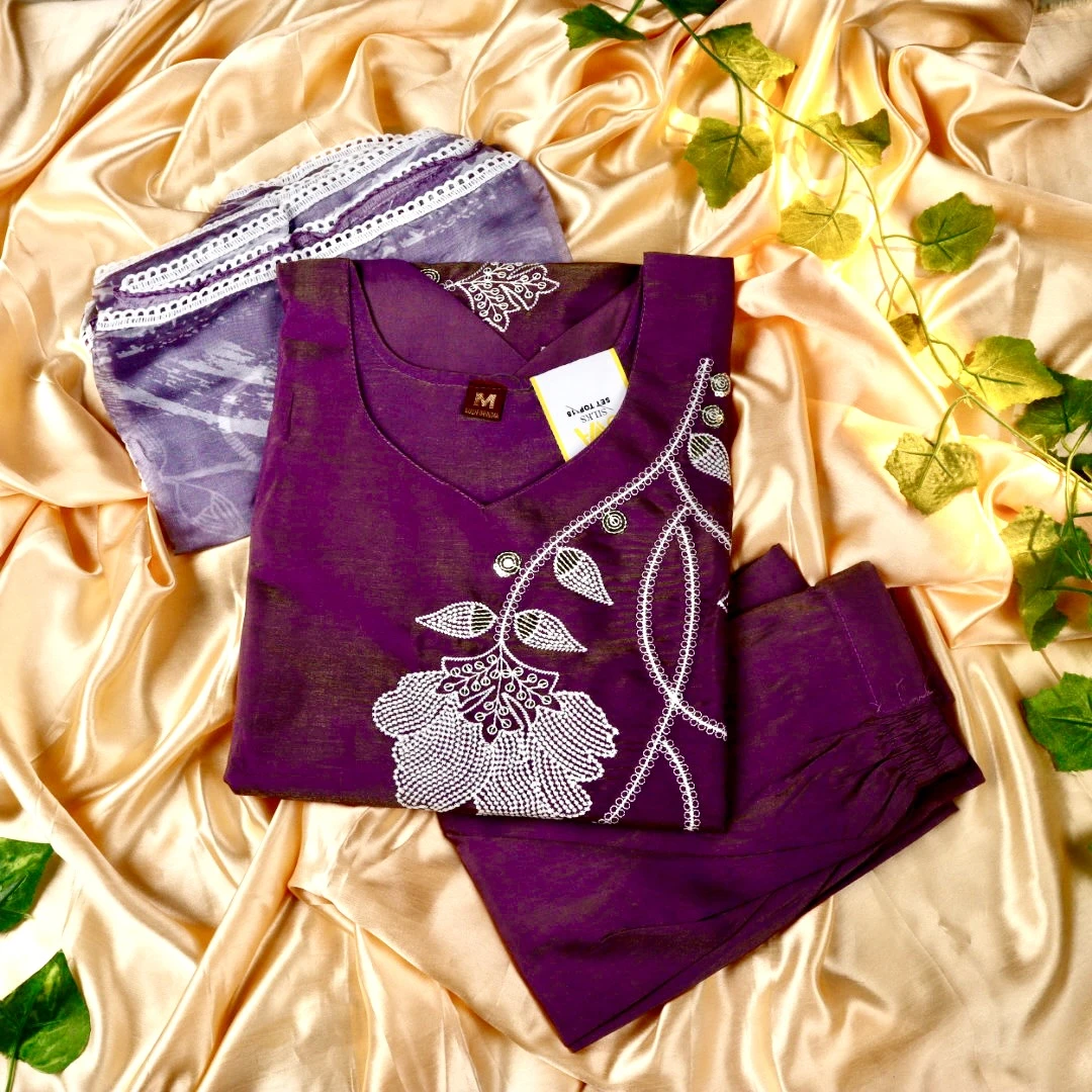 Vatican Kurti Set